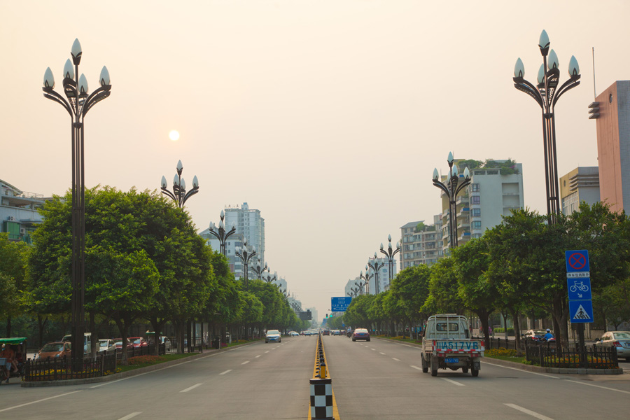 ���̰���